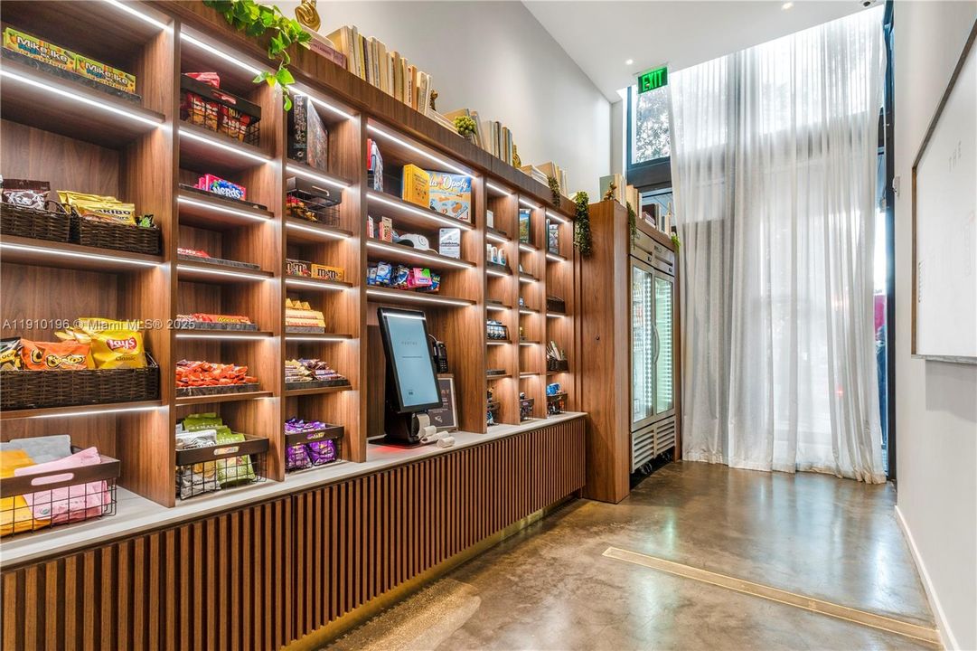 В аренду: $7,000 (3 спален, 3 ванн, 1150 Квадратных фут)