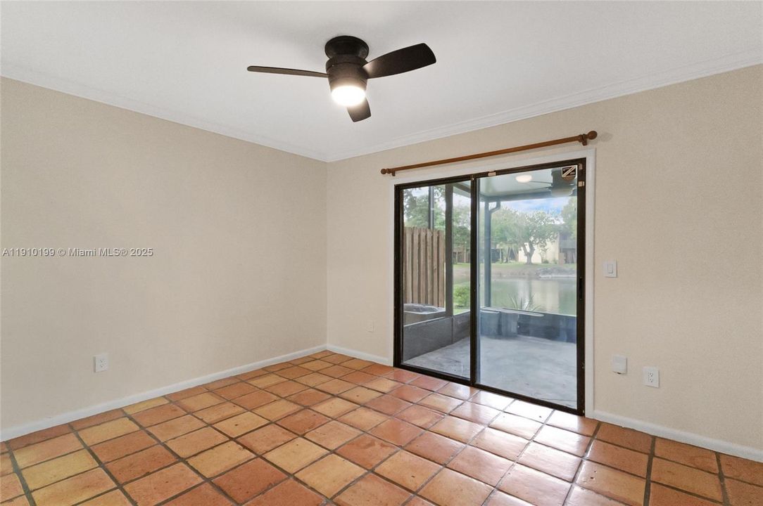 Active With Contract: $2,800 (2 beds, 2 baths, 1336 Square Feet)