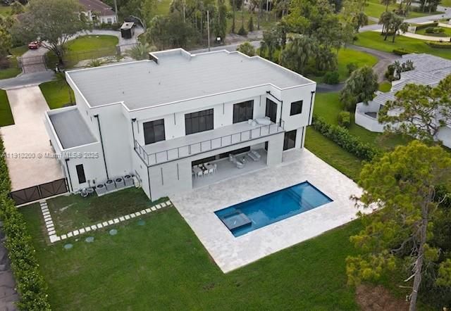 待售: $5,900,000 (6 贝兹, 8 浴室, 7285 平方英尺)