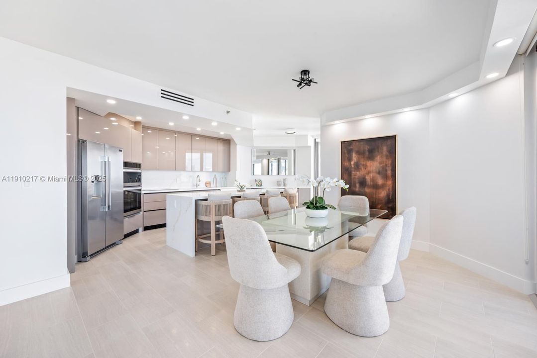 For Sale: $1,250,000 (2 beds, 2 baths, 1936 Square Feet)