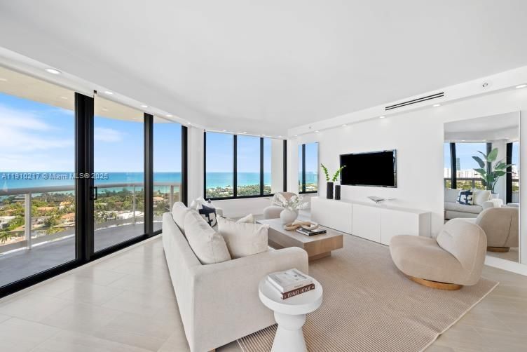 For Sale: $1,250,000 (2 beds, 2 baths, 1936 Square Feet)