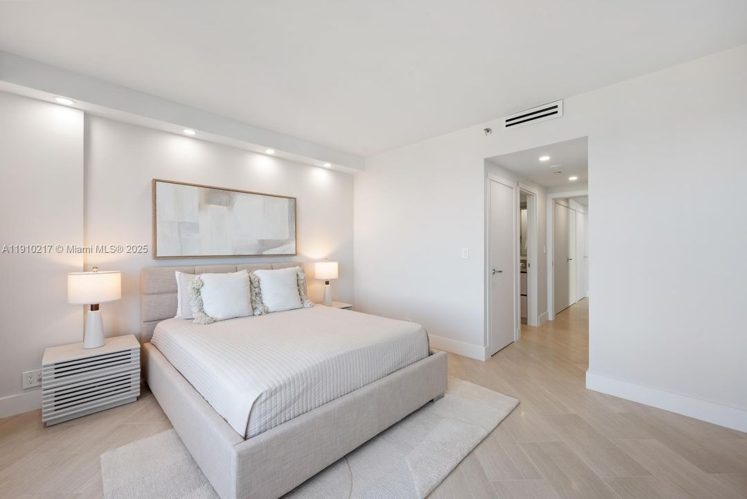 For Sale: $1,250,000 (2 beds, 2 baths, 1936 Square Feet)