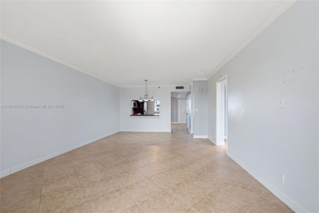 На продажу: $149,900 (2 спален, 2 ванн, 1222 Квадратных фут)
