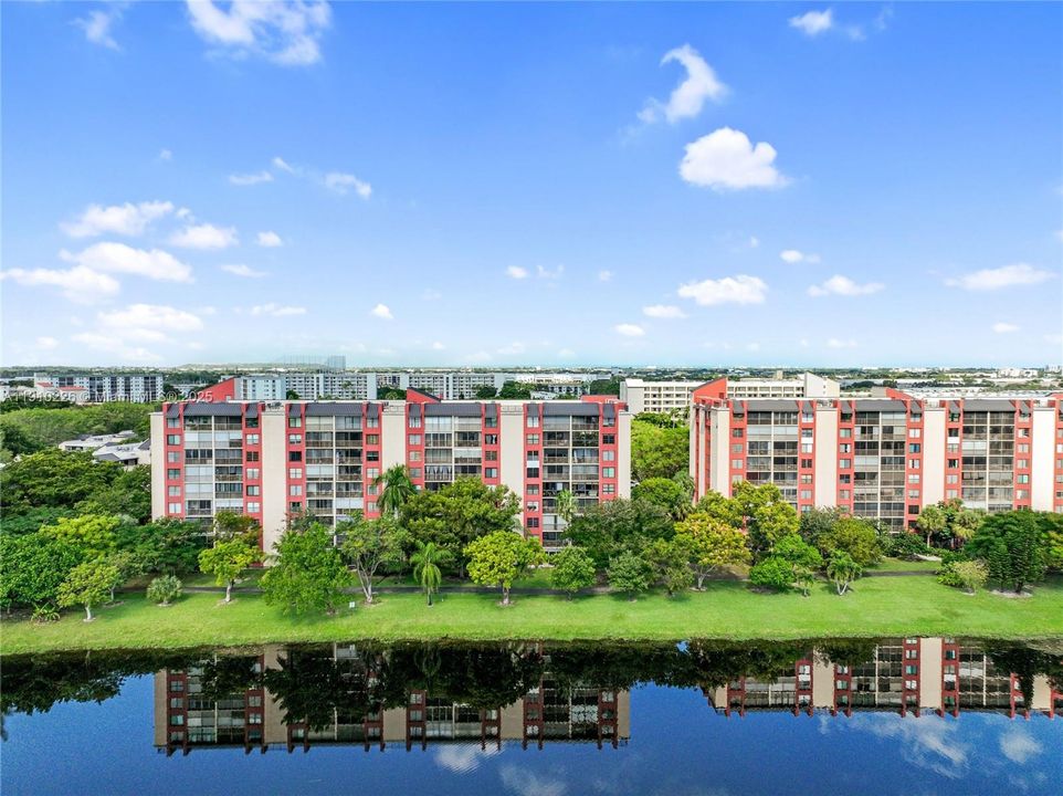 На продажу: $149,900 (2 спален, 2 ванн, 1222 Квадратных фут)
