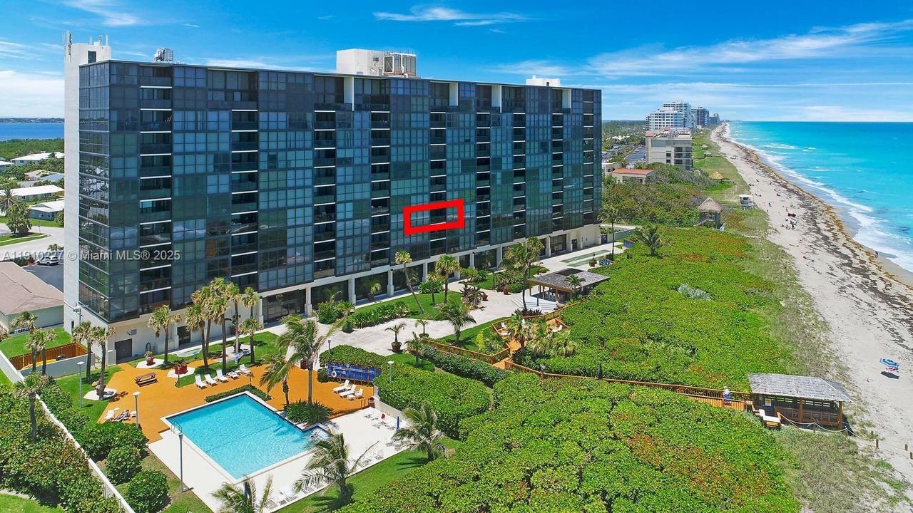 待售: $570,000 (2 贝兹, 2 浴室, 1452 平方英尺)