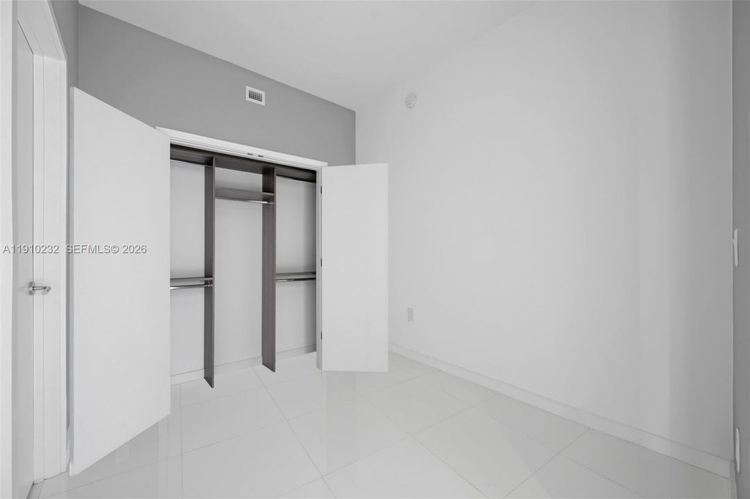 En Venta: $970,200 (1 camas, 2 baños, 1185 Pies cuadrados)