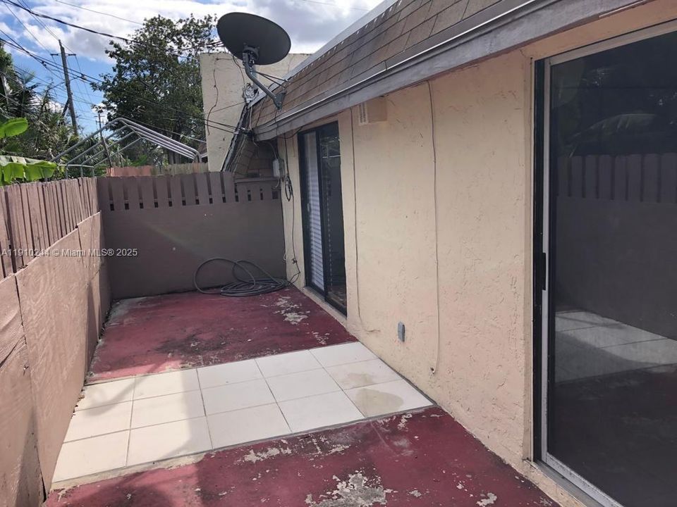 En Venta: $179,000 (2 camas, 1 baños, 800 Pies cuadrados)