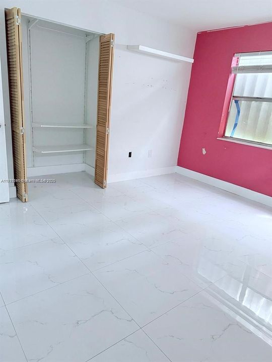 For Rent: $2,300 (2 beds, 2 baths, 1156 Square Feet)