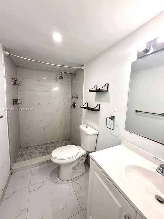 For Rent: $2,300 (2 beds, 2 baths, 1156 Square Feet)