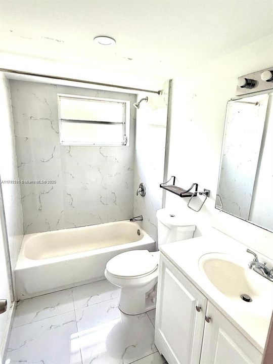 For Rent: $2,300 (2 beds, 2 baths, 1156 Square Feet)