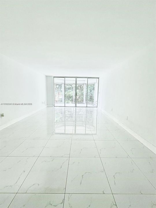 For Rent: $2,300 (2 beds, 2 baths, 1156 Square Feet)