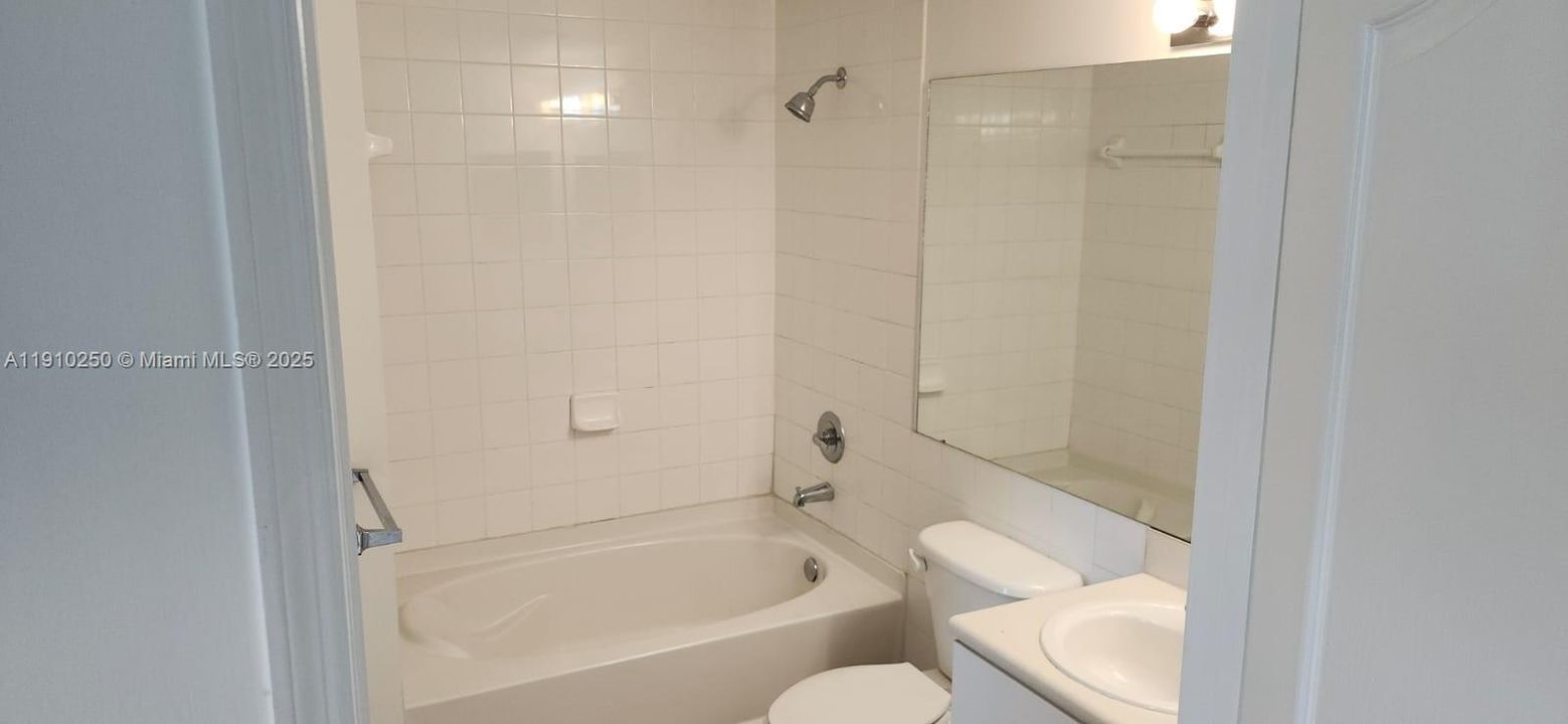 Recientemente alquilado: $2,100 (1 camas, 1 baños, 685 Pies cuadrados)