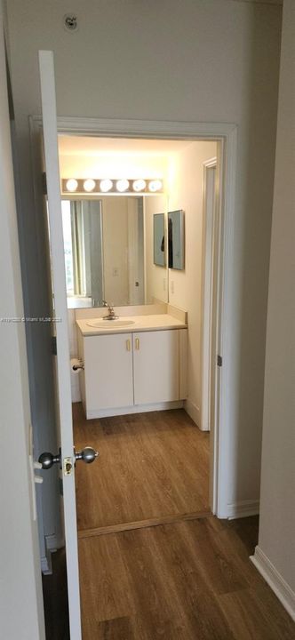 Recientemente alquilado: $2,100 (1 camas, 1 baños, 685 Pies cuadrados)