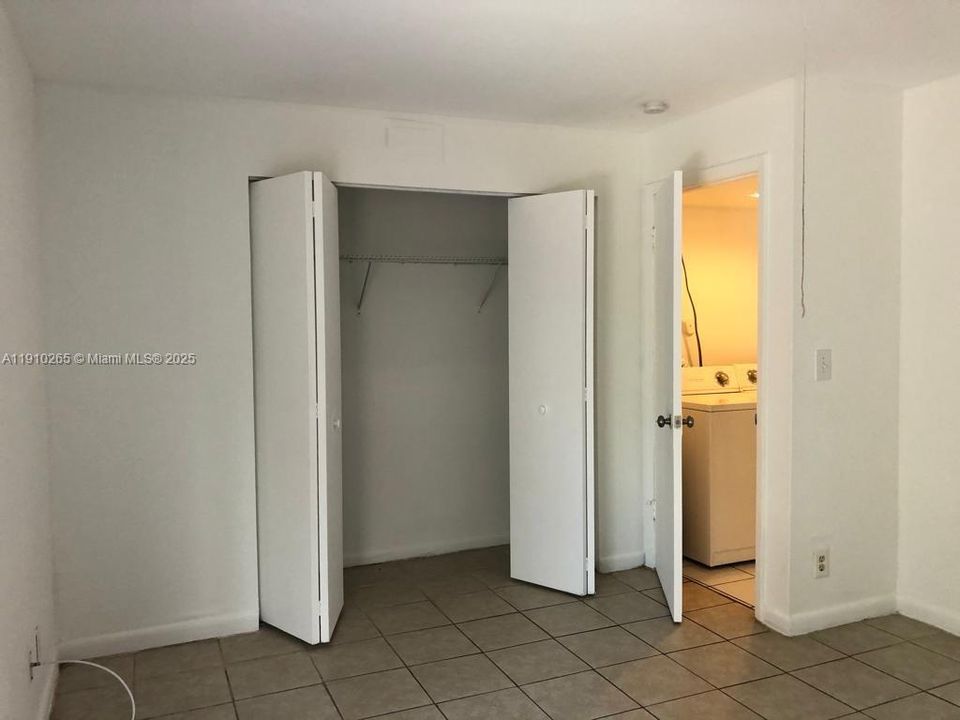 En Venta: $179,000 (2 camas, 1 baños, 800 Pies cuadrados)