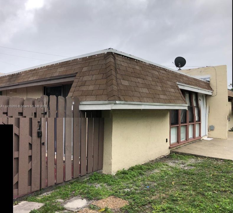 En Venta: $179,000 (2 camas, 1 baños, 800 Pies cuadrados)