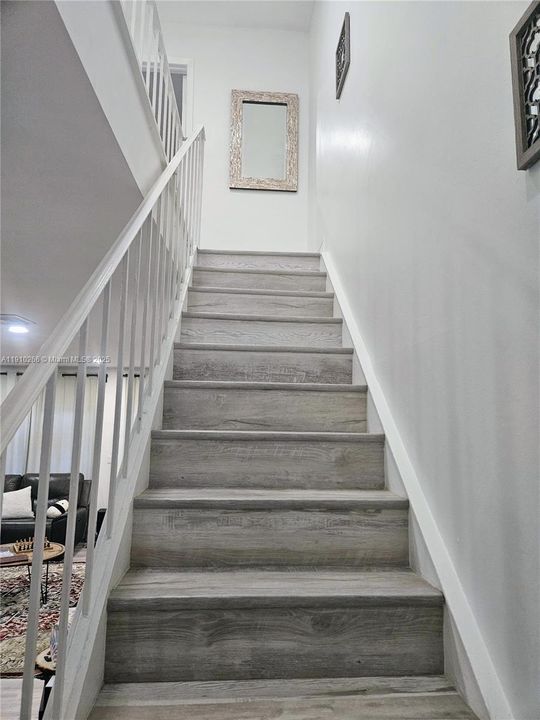 For Sale: $345,000 (2 beds, 2 baths, 1450 Square Feet)