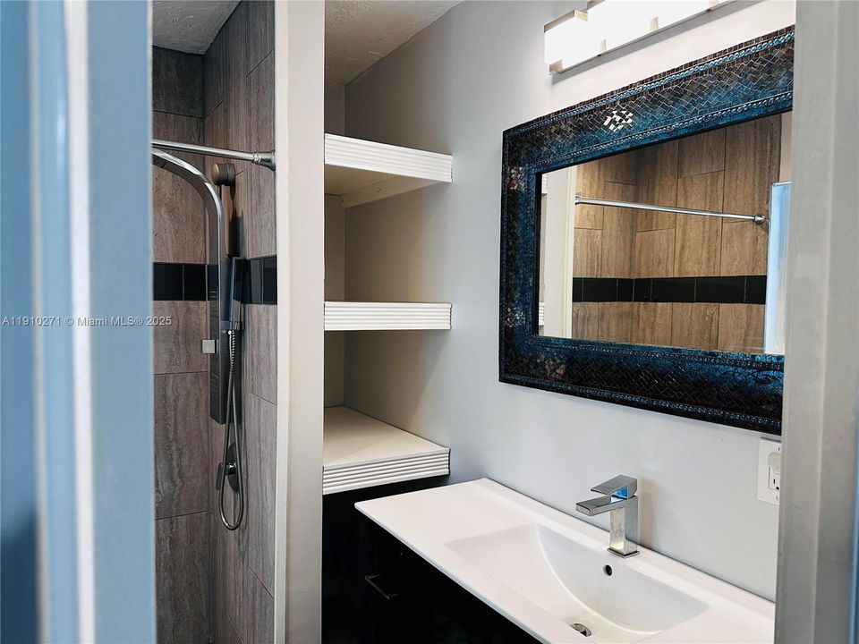 For Sale: $625,000 (3 beds, 2 baths, 1750 Square Feet)