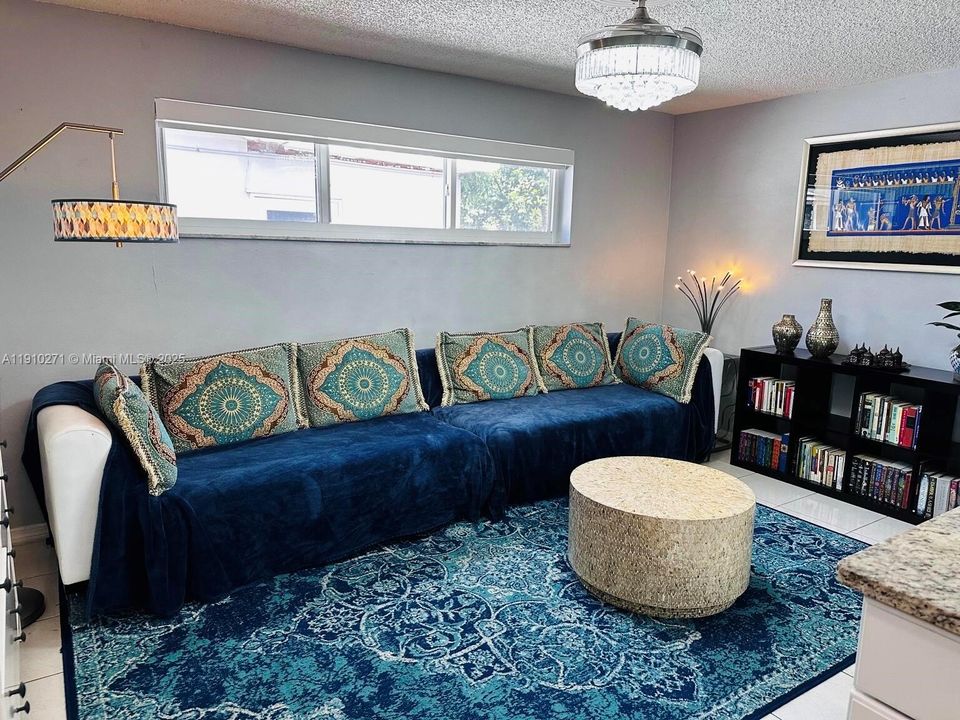 For Sale: $625,000 (3 beds, 2 baths, 1750 Square Feet)