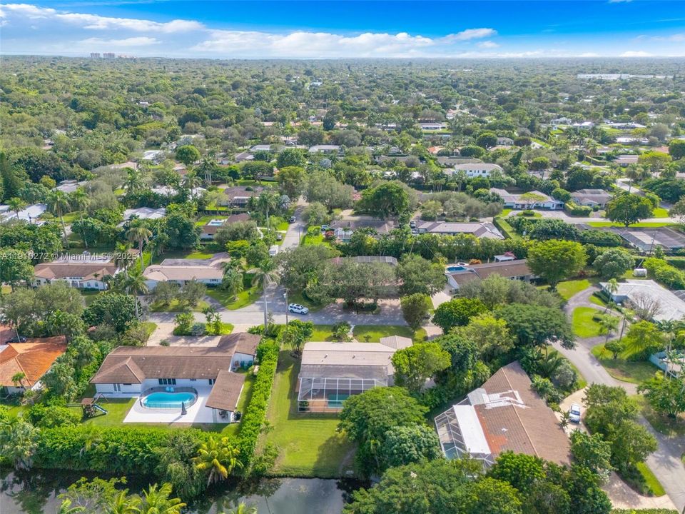 En Renta: $11,000 (3 camas, 2 baños, 2204 Pies cuadrados)