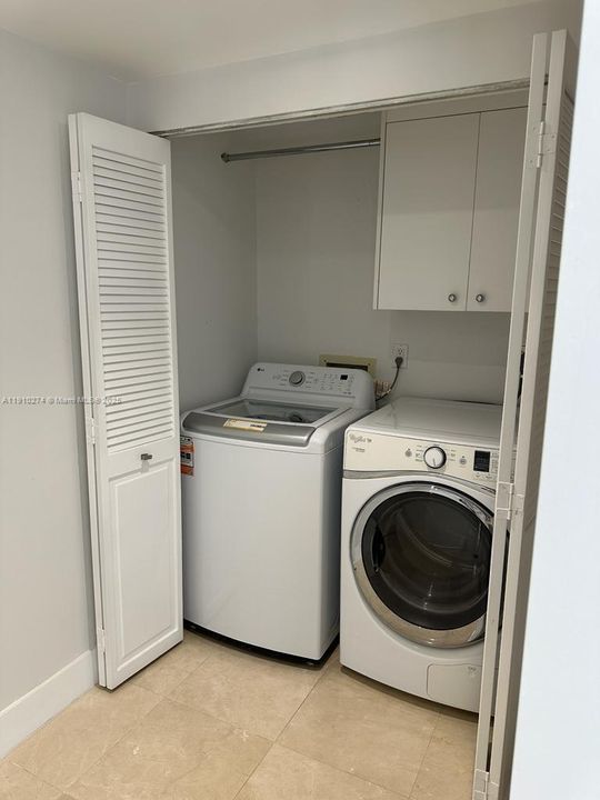 For Rent: $11,000 (3 beds, 3 baths, 2014 Square Feet)