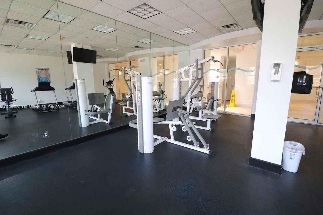 Недавно арендовано: $2,200 (1 спален, 1 ванн, 898 Квадратных фут)