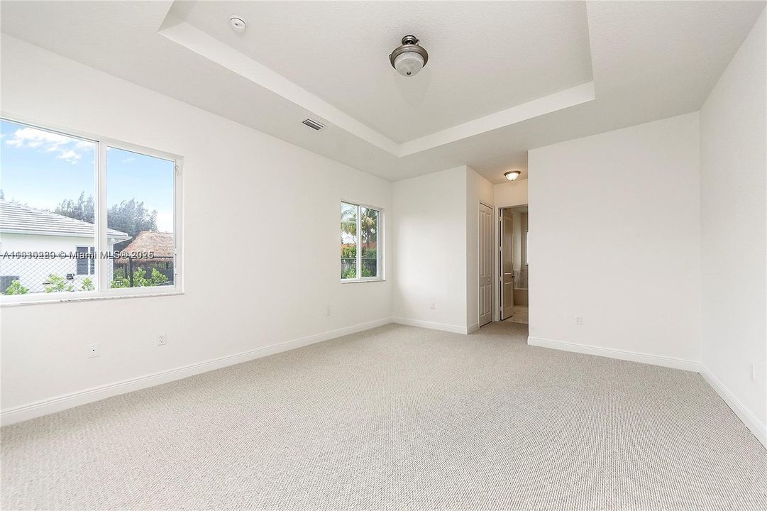 For Sale: $999,000 (4 beds, 3 baths, 2254 Square Feet)