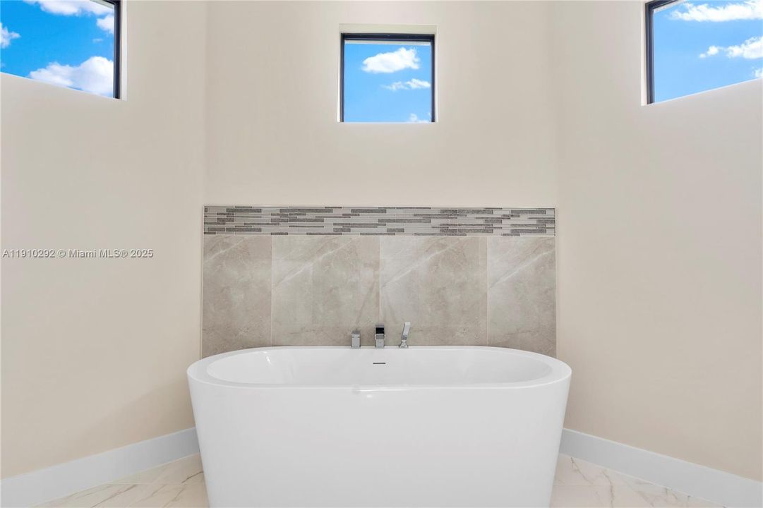 For Sale: $390,000 (3 beds, 2 baths, 1871 Square Feet)