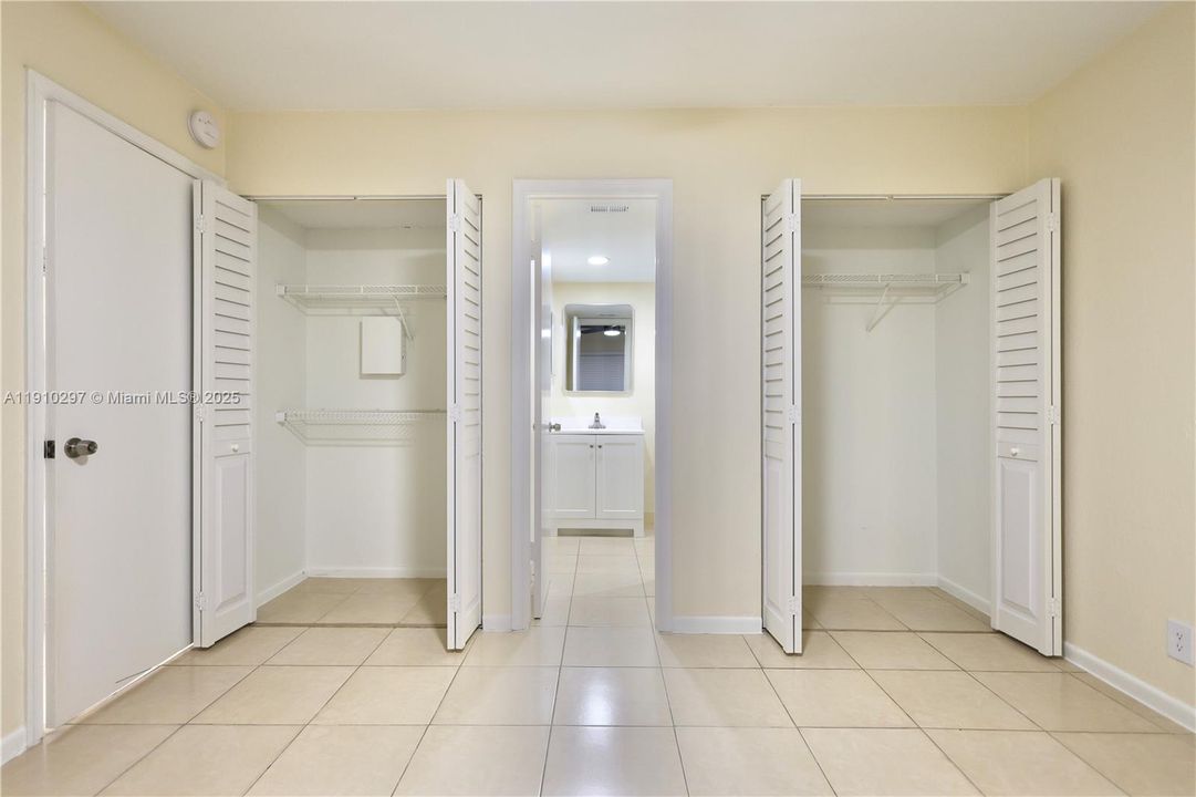 Active With Contract: $1,675 (2 beds, 2 baths, 768 Square Feet)