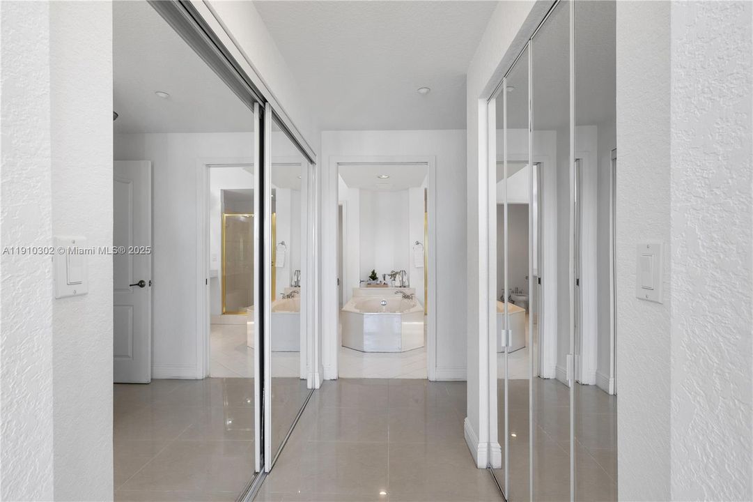 Под контрактом: $3,300 (3 спален, 2 ванн, 1710 Квадратных фут)