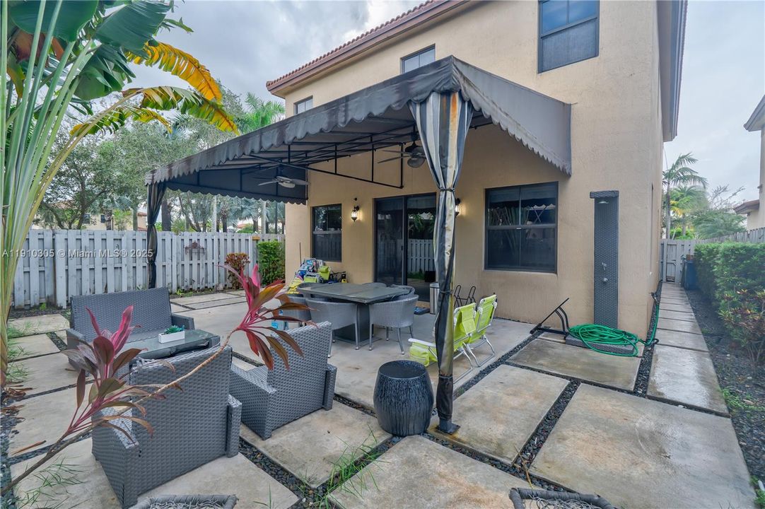 Recently Rented: $5,500 (4 beds, 3 baths, 2650 Square Feet)
