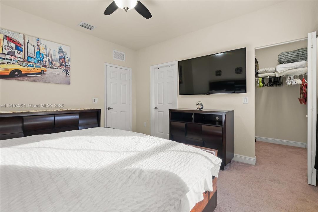 Recently Rented: $5,500 (4 beds, 3 baths, 2650 Square Feet)