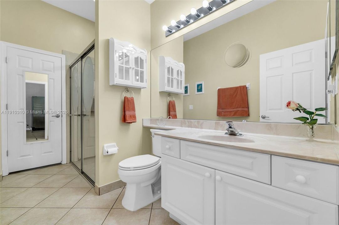 For Sale: $1,299,000 (5 beds, 5 baths, 3461 Square Feet)