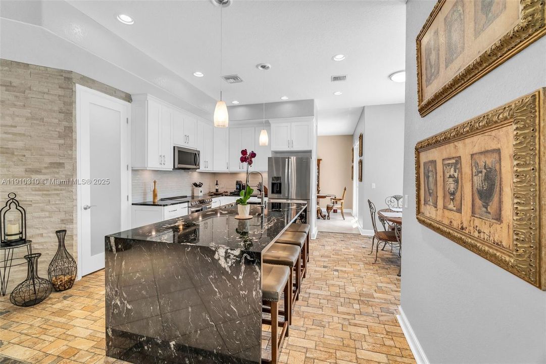 For Sale: $1,299,000 (5 beds, 5 baths, 3461 Square Feet)