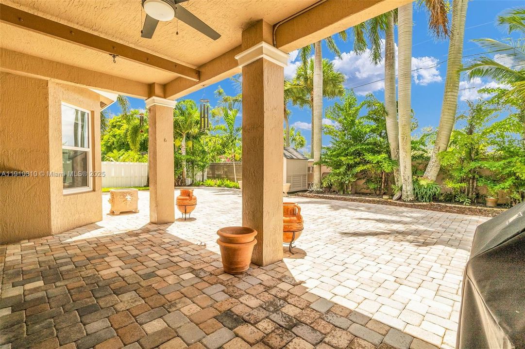 For Sale: $1,299,000 (5 beds, 5 baths, 3461 Square Feet)