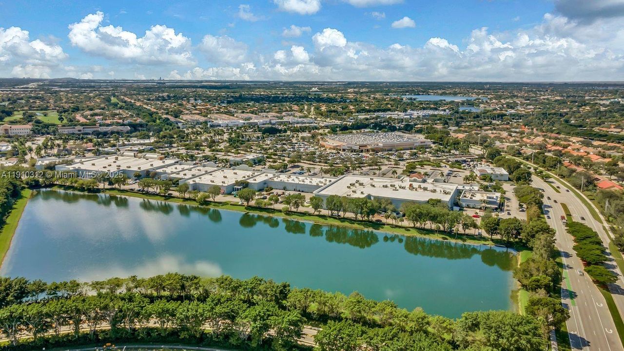 待售: $975,000 (4 贝兹, 3 浴室, 3347 平方英尺)