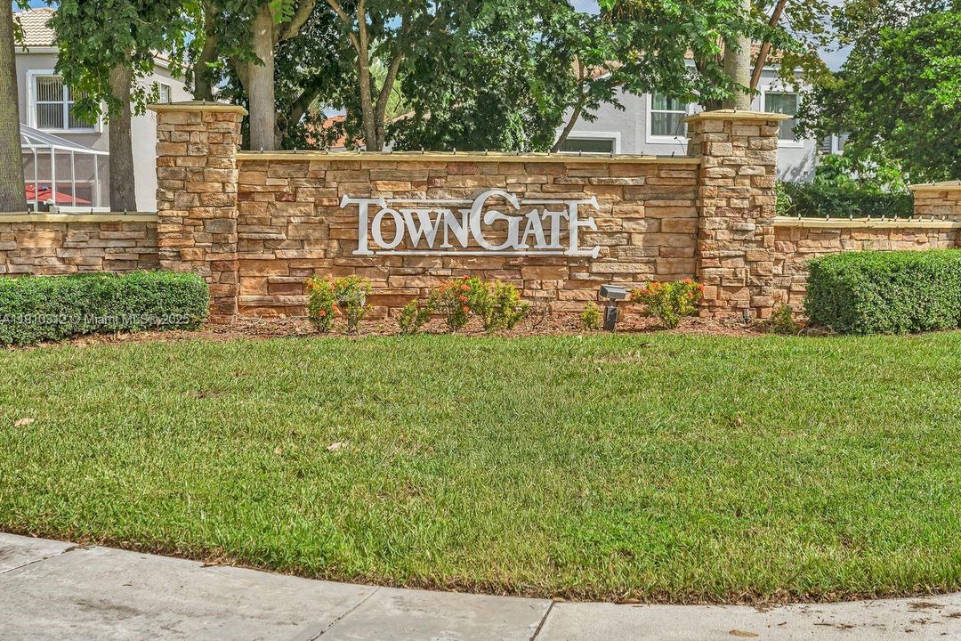 待售: $975,000 (4 贝兹, 3 浴室, 3347 平方英尺)