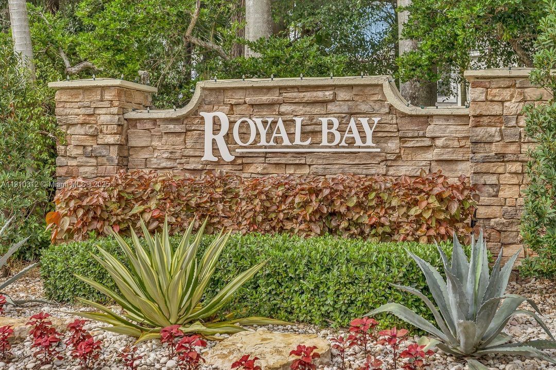 待售: $975,000 (4 贝兹, 3 浴室, 3347 平方英尺)