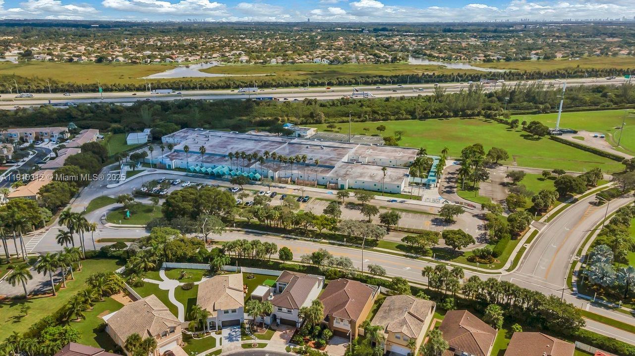 待售: $975,000 (4 贝兹, 3 浴室, 3347 平方英尺)