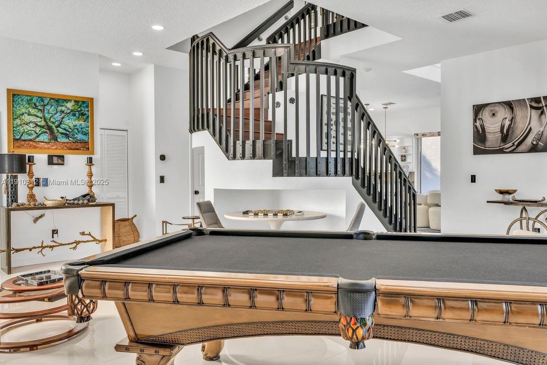 待售: $975,000 (4 贝兹, 3 浴室, 3347 平方英尺)