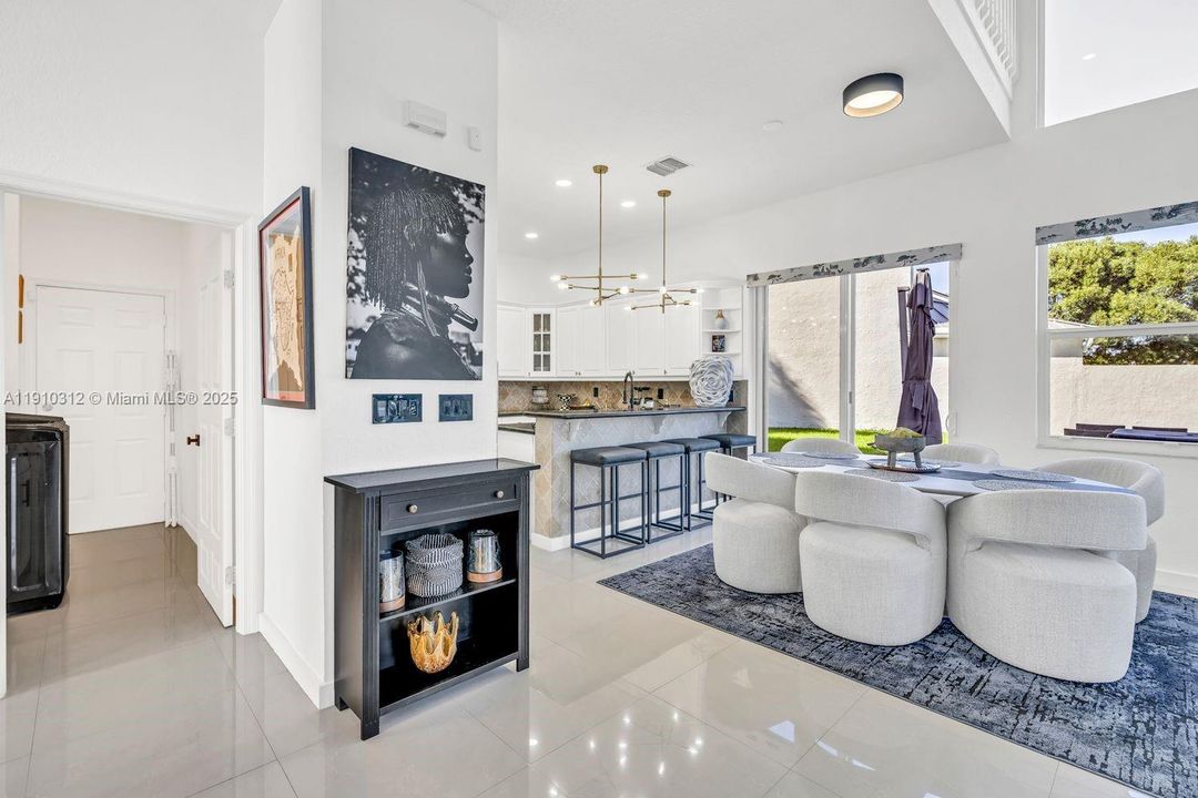 待售: $975,000 (4 贝兹, 3 浴室, 3347 平方英尺)