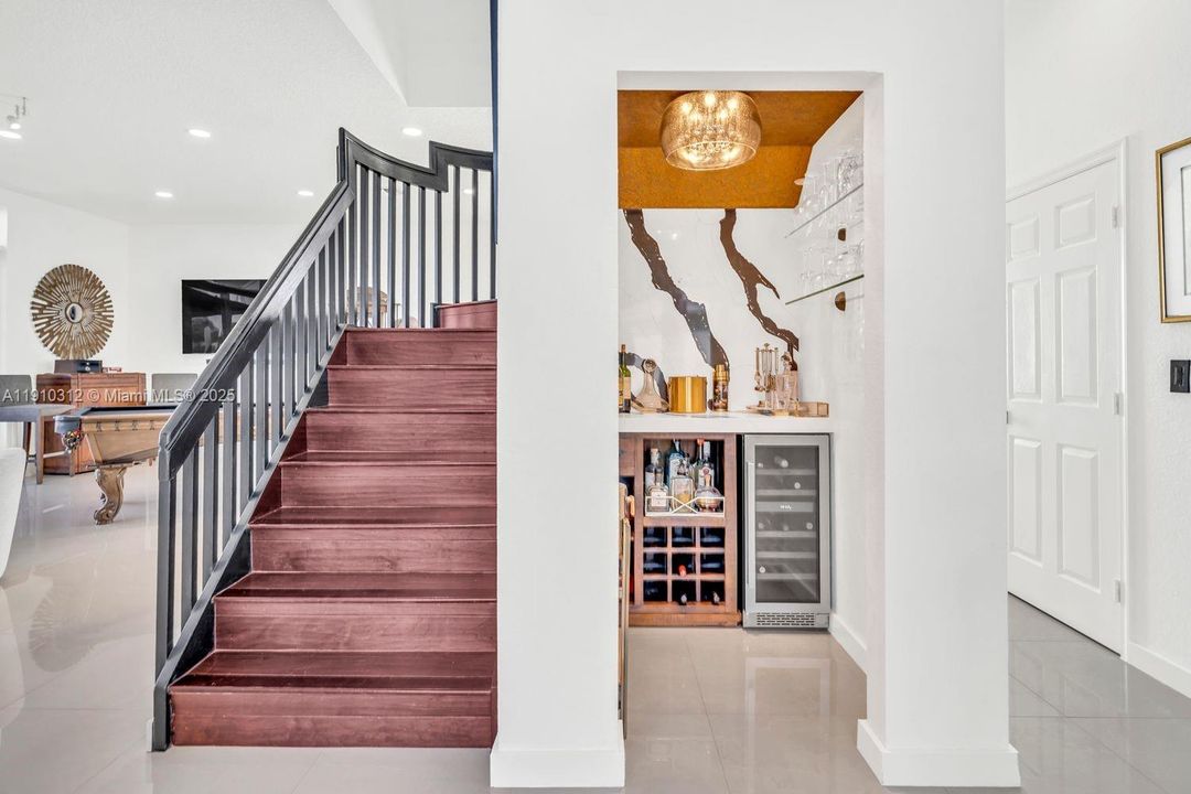 待售: $975,000 (4 贝兹, 3 浴室, 3347 平方英尺)