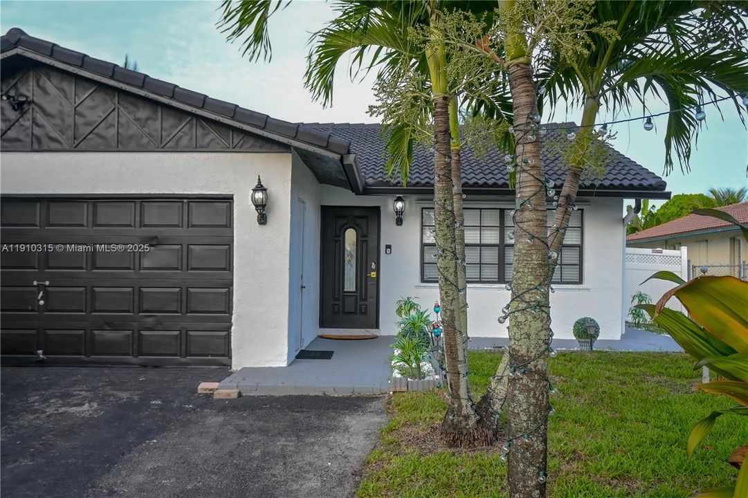 En Renta: $4,000 (3 camas, 2 baños, 1405 Pies cuadrados)