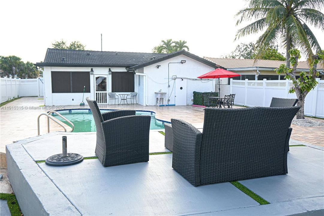 En Renta: $4,000 (3 camas, 2 baños, 1405 Pies cuadrados)