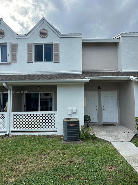 Недавно арендовано: $1,850 (1 спален, 1 ванн, 750 Квадратных фут)