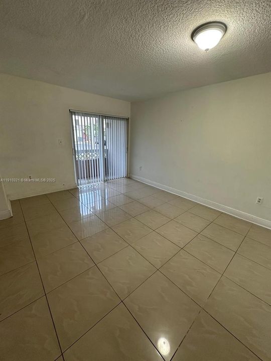 Недавно арендовано: $1,850 (1 спален, 1 ванн, 750 Квадратных фут)