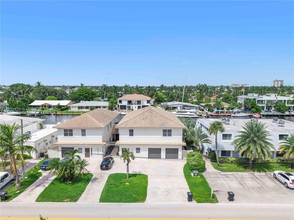 For Sale: $749,000 (2 beds, 2 baths, 1800 Square Feet)