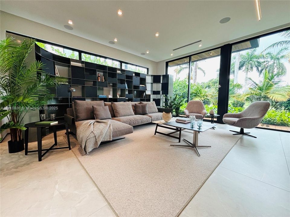 For Sale: $5,950,000 (6 beds, 5 baths, 3559 Square Feet)