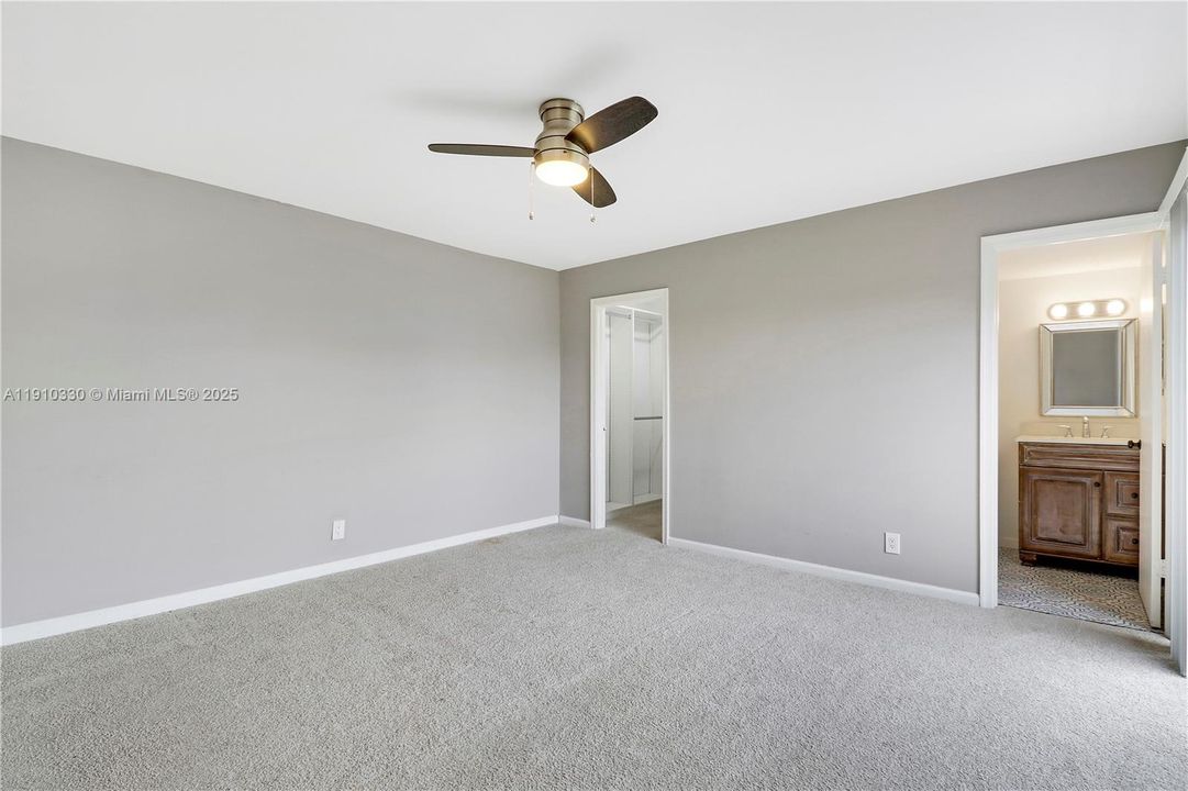 Active With Contract: $368,000 (2 beds, 2 baths, 1320 Square Feet)