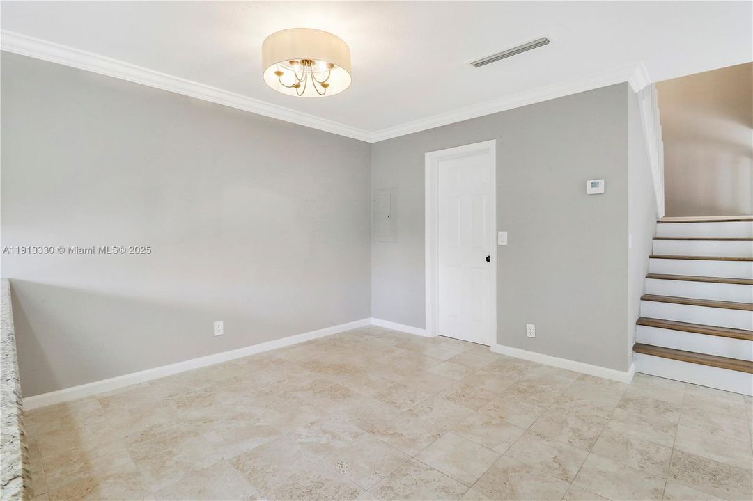 Active With Contract: $368,000 (2 beds, 2 baths, 1320 Square Feet)