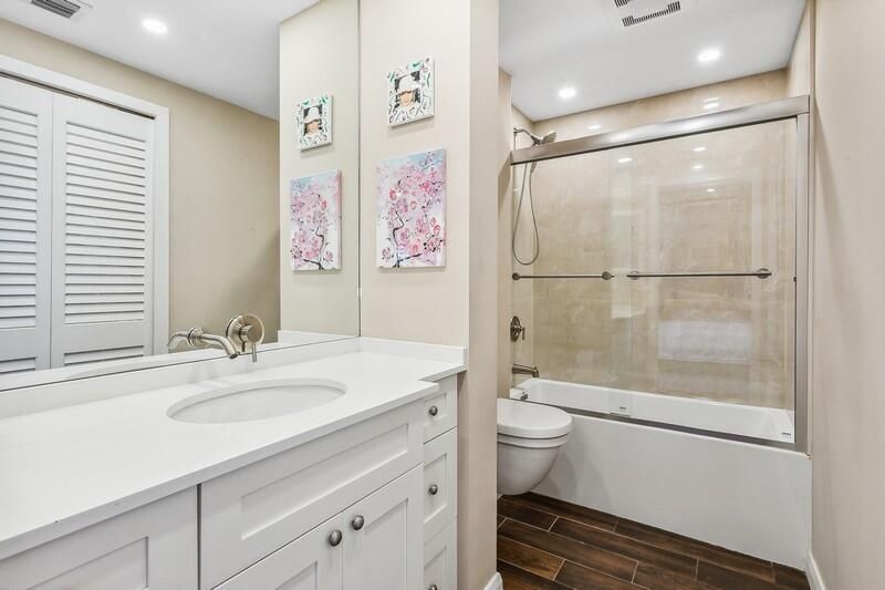 Guest Bathroom 3